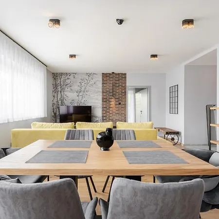 Apartament Radnoti